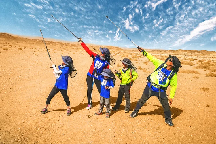 敦煌戈壁徒步:領袖少年戈壁成長營三天兩夜88公里